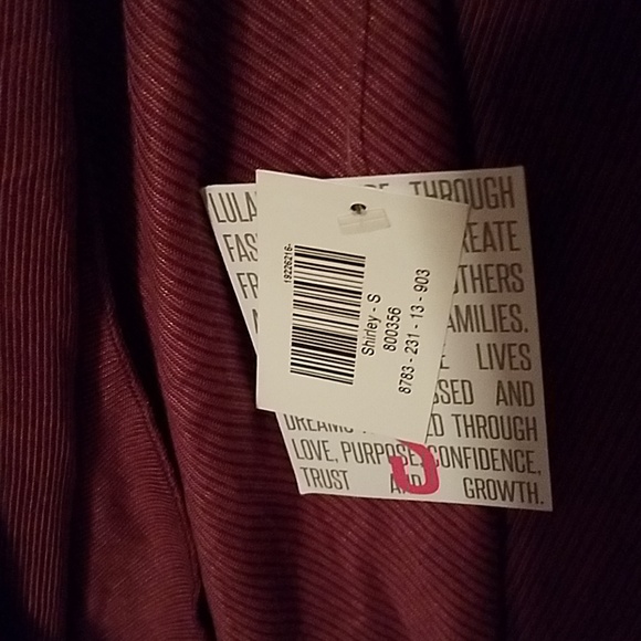 lularoe shirley - Picture 3 of 4